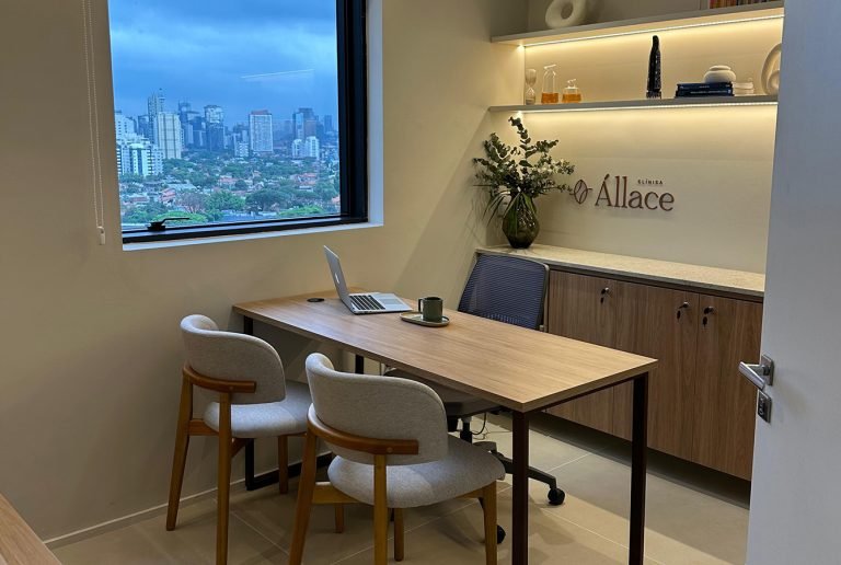 Consultório com vista para a cidade